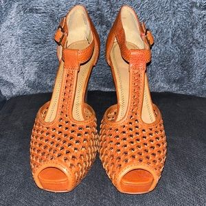 Burnt orange Frye wedges size 9